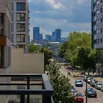 Unique Bright For 4 People Remote Work & Balcony Close To Pge By Renters