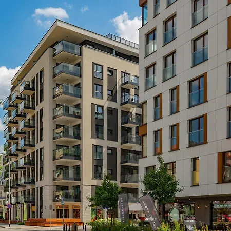 Unique Bright For 4 People Remote Work & Balcony Close To Pge By Renters Διαμέρισμα