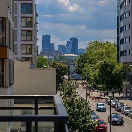Unique Bright For 4 People Remote Work & Balcony Close To Pge By Renters