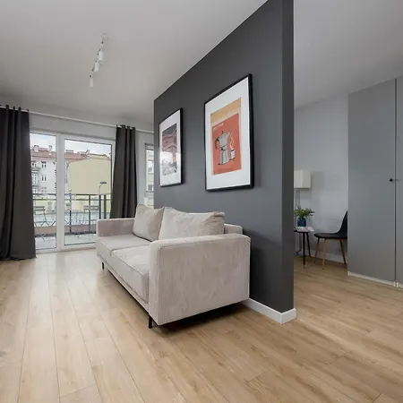 Unique Bright For 4 People Remote Work & Balcony Close To Pge By Renters Warsaw