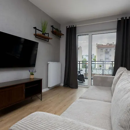 Unique Bright For 4 People Remote Work & Balcony Close To Pge By Renters * Warszawa